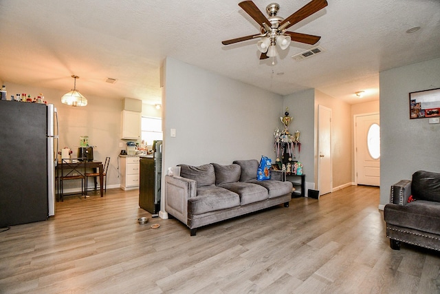 4911 E Rdg Creek Dr, Houston, TX 77053 - photo 7