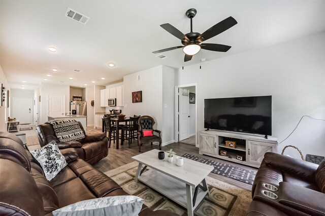 800 Westpointe Dr, Dayton, TX 77535 - photo 13