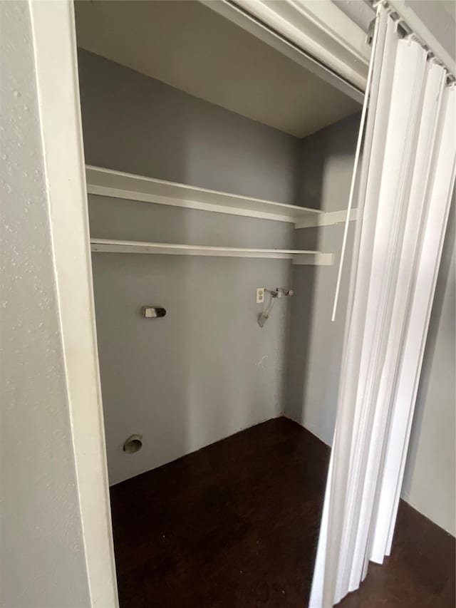 7200 Clarewood Dr Unit 10, Houston, TX 77036 - view of closet