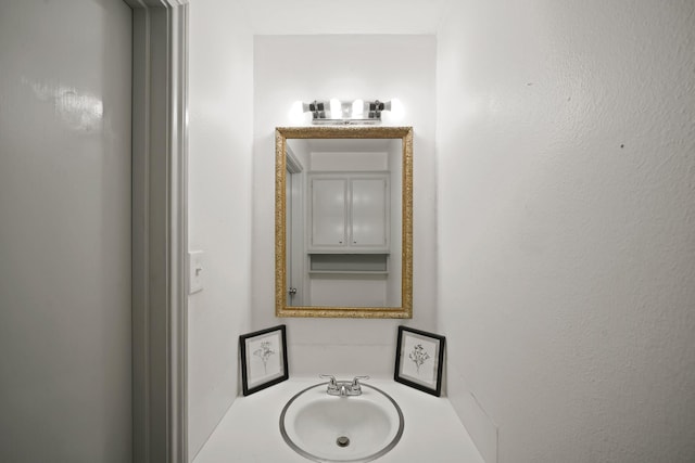 3103 Fairway Dr, Sugar Land, TX 77478 - bathroom with vanity