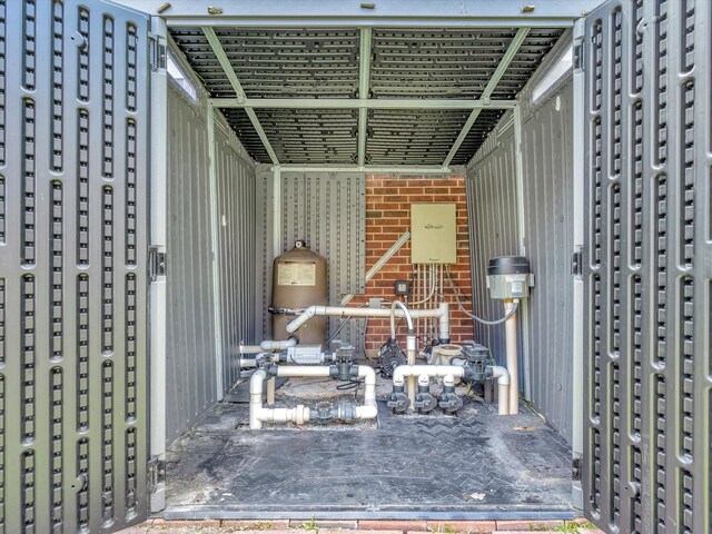 3219 Almond Creek Dr, Houston, TX 77059 - view of storage