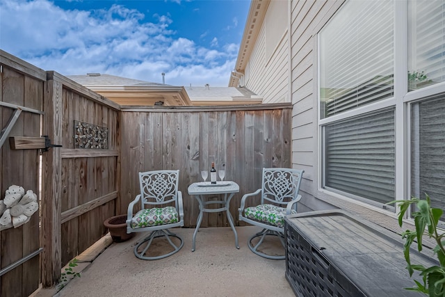 9107 Solvista Pass Ln, Houston, TX 77070 - view of patio / terrace