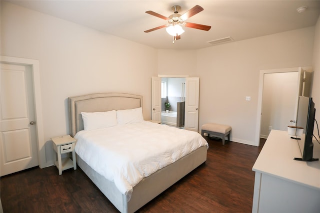 6926 Glenmoor Dr, Rosharon, TX 77583 - bedroom featuring dark wood-type flooring and ceiling fan