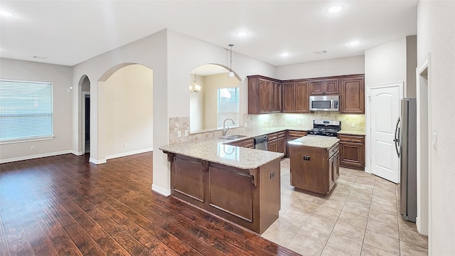 10220 Wood Fern Ct, Conroe, TX 77385 - photo 6
