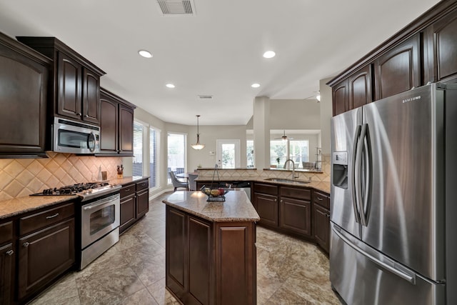 28006 Everett Knolls Dr, Katy, TX 77494 - photo 9