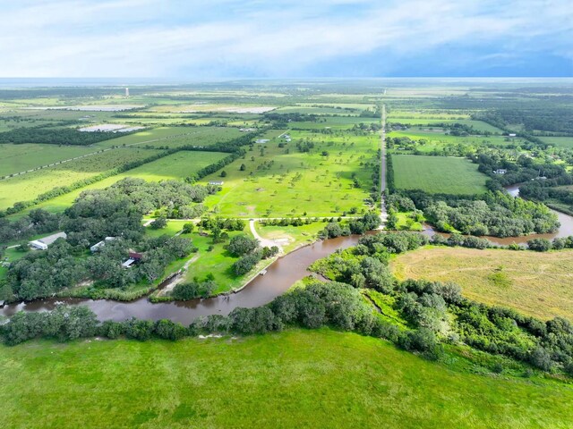 1734 Haynes Rd, Anahuac, TX 77514