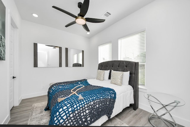 3602 Runnels St, Houston, TX 77003 - bedroom with wood finished floors, recessed lighting, and a ceiling fan