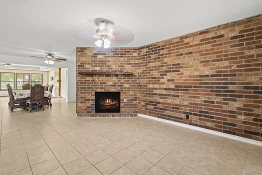 6404 Val St, Groves, TX 77619 - photo 3