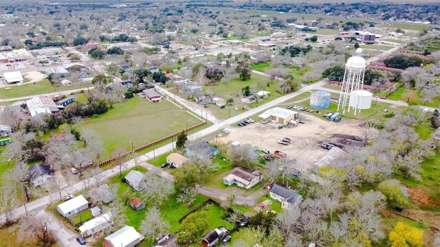310 N Kleas St, Edna, TX 77957 - photo 13