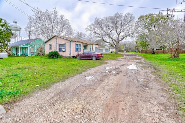 310 N Kleas St, Edna, TX 77957 - photo 5