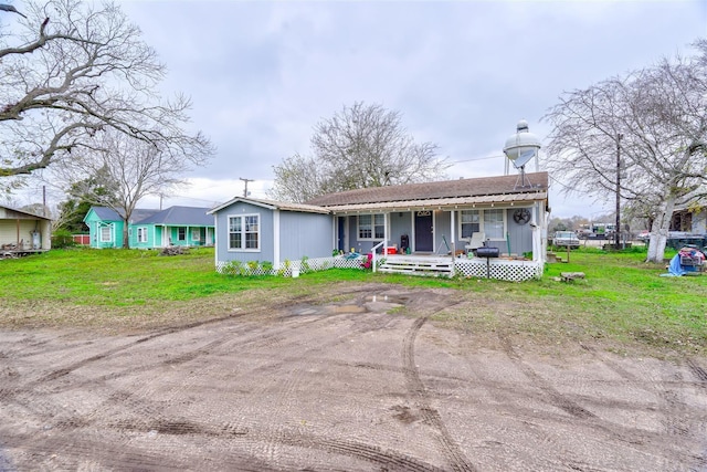 310 N Kleas St, Edna, TX 77957 - photo 6
