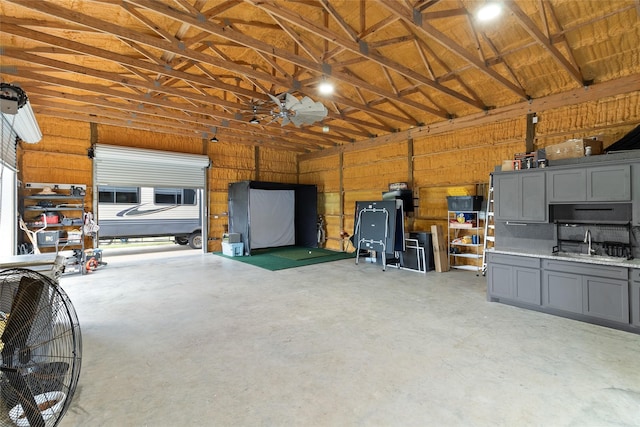 500 E Main St, Clute, TX 77531 - garage with a sink