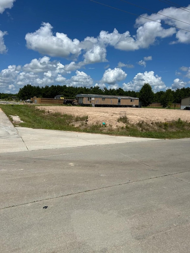 5286 Rd 5210, Cleveland, TX 77327
