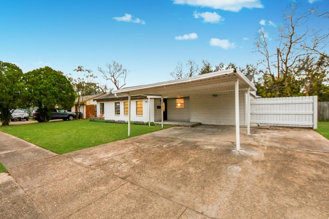 5817 Beechnut St, Houston, TX 77074 - ranch-style house featuring concrete driveway