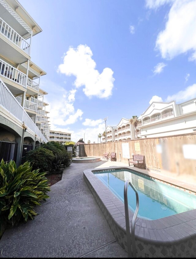 6300 Seawall Blvd Unit 8303, Galveston, TX 77551 - photo 36
