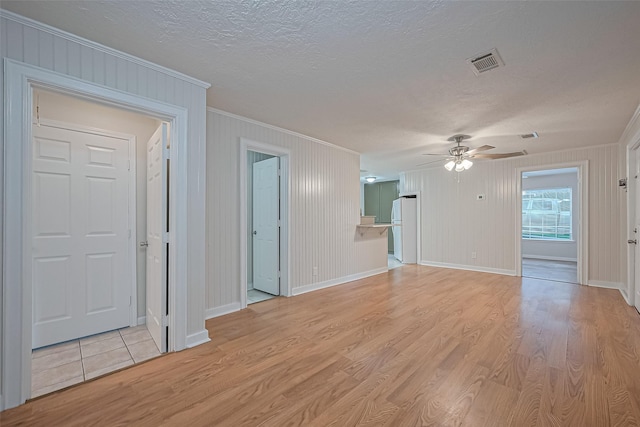 1372 W Pine Lake Cir, Conroe, TX 77316 - photo 13