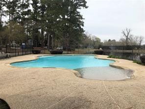 1372 W Pine Lake Cir, Conroe, TX 77316 - photo 44
