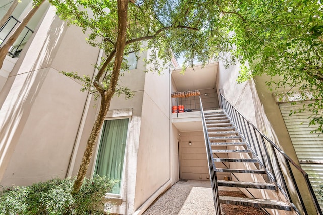 1818 Augusta Dr Unit 36, Houston, TX 77057 - photo 2