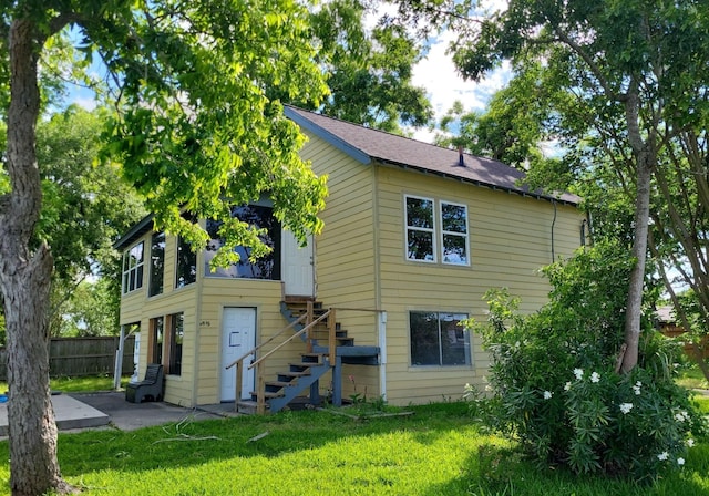 1015 N Bayshore Dr, La Porte, TX 77571 - photo 4