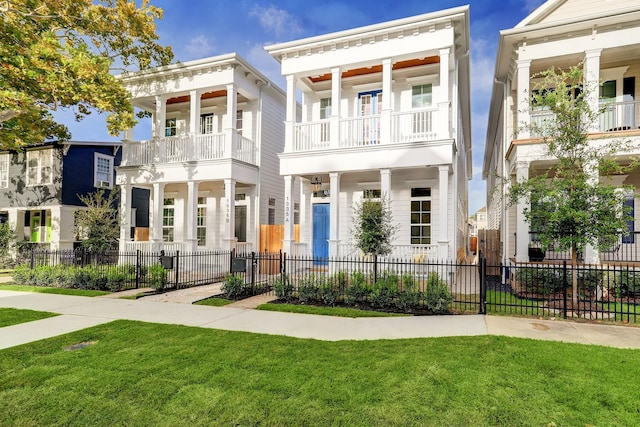 325 W 23rd St, Houston, TX 77008 - view of greek revival house