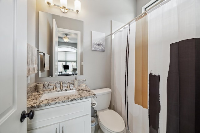 1219 W 25th St Unit A, Houston, TX 77008 - bathroom featuring vanity, ceiling fan, a shower with shower curtain, and ensuite bathroom