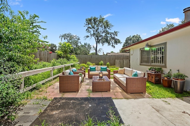 4718 Misty Shadows Dr, Houston, TX 77041 - fenced backyard featuring outdoor lounge area and a patio