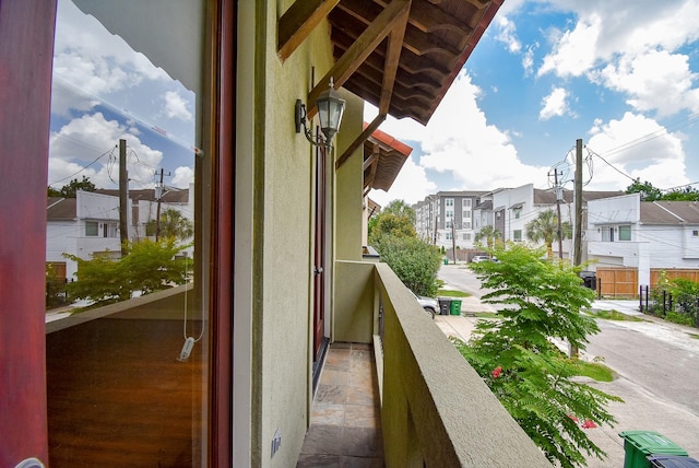 5238 Nett St, Houston, TX 77007 - balcony with a residential view