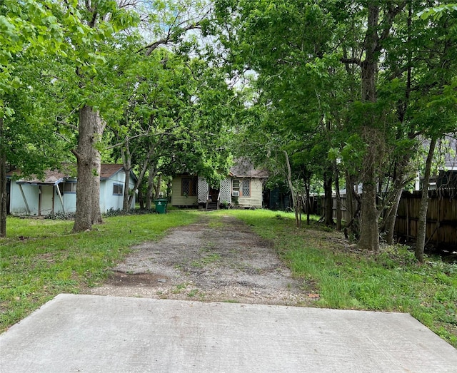 1815 Parker Rd, Houston, TX 77093 - view of front of property