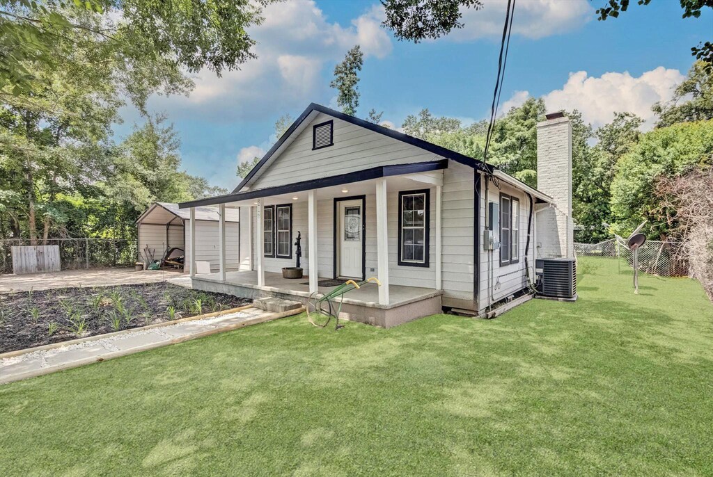 516 Dunnam Ave, Cleveland, TX 77327 - photo 1