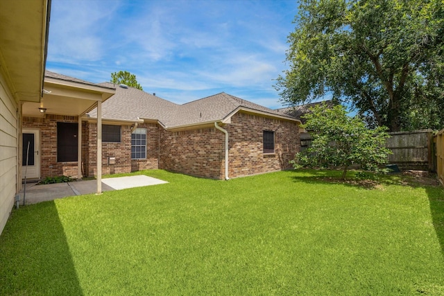 2016 Fairwood St, Pearland, TX 77581 - fenced backyard featuring a patio area