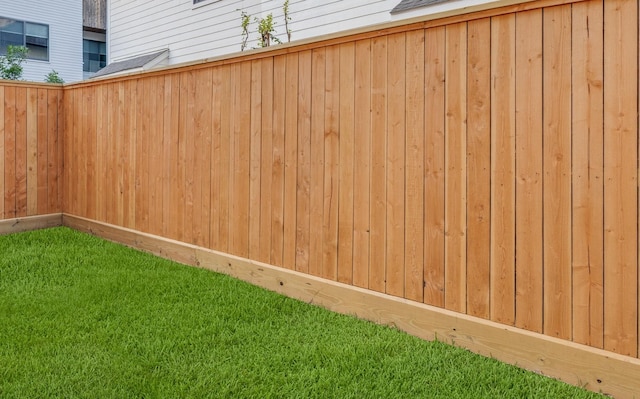 2434 Quenby St, Houston, TX 77005 - view of green lawn