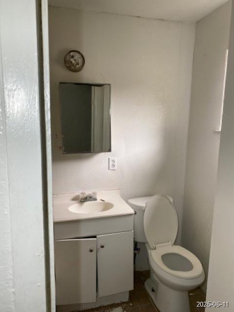 6605 Hogue St, Houston, TX 77087 - half bath with vanity and toilet