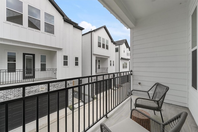 723 Marcella St Unit B, Houston, TX 77091 - view of balcony