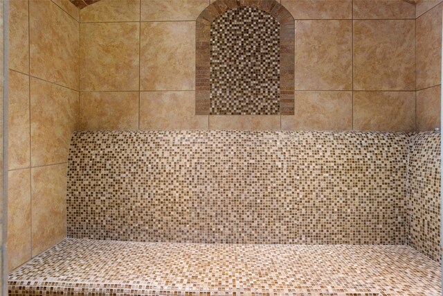 12902 Tamarack Bend Ln, Humble, TX 77346 - bathroom view of a tile shower