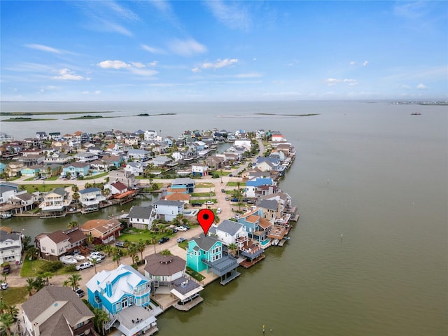 407 Isles End Rd, Tiki Island, TX 77554 - photo 1