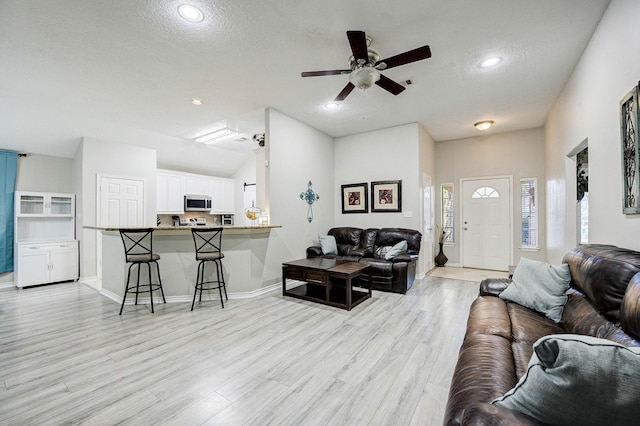121 Clear Water St W, Montgomery, TX 77356 - photo 2
