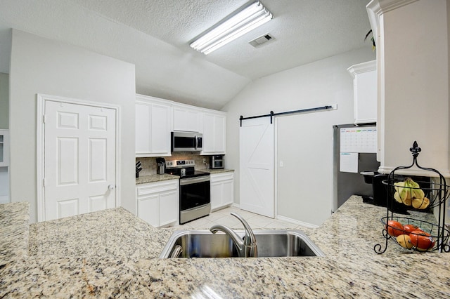 121 Clear Water St W, Montgomery, TX 77356 - photo 4