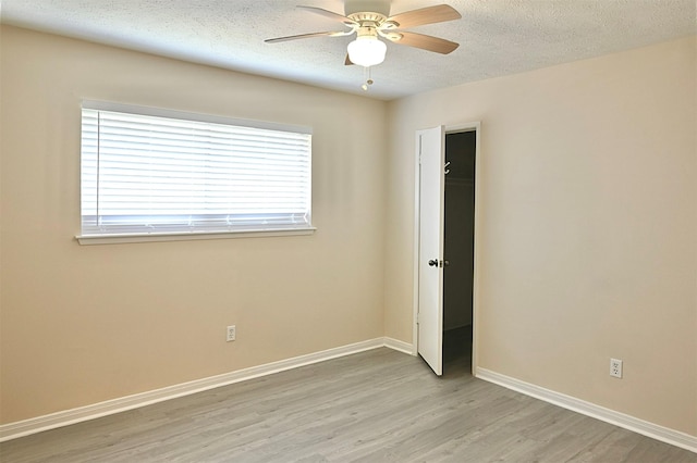 2915 Laurel Fork Dr, Kingwood, TX 77339 - photo 32