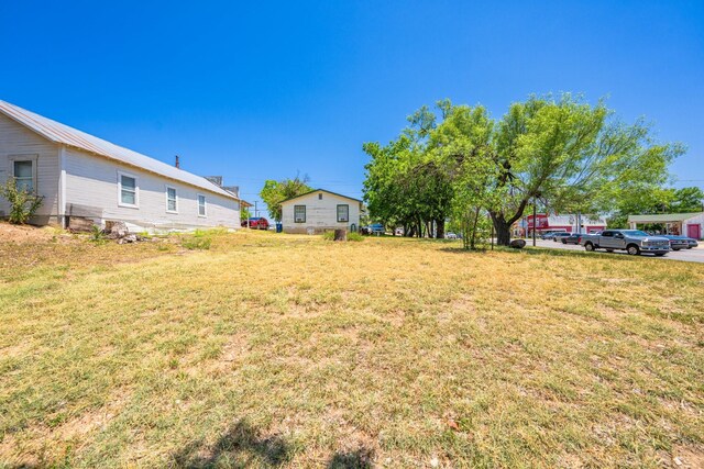 208 Francisco Lemos St, Kerrville, TX 78028 - photo 23
