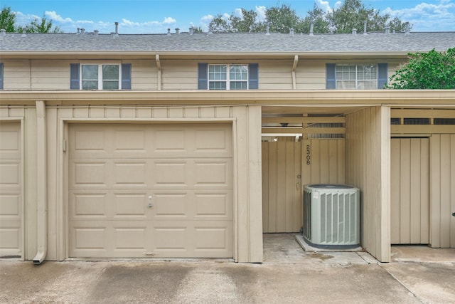 2308 Winrock Blvd Unit 173, Houston, TX 77057 - view of garage