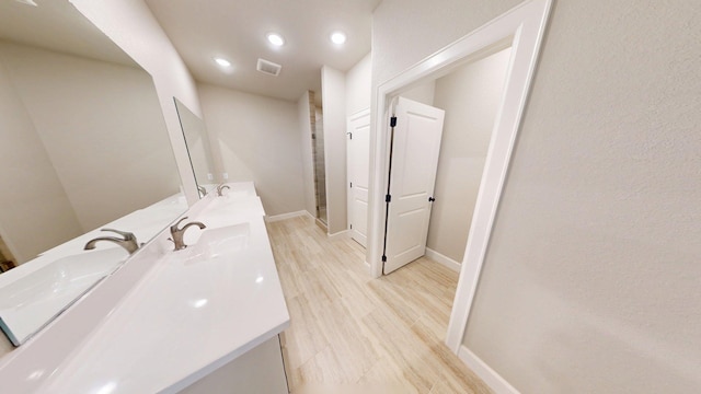 58 Lantana Ct, Lake Jackson, TX 77566 - corridor featuring recessed lighting and light wood-type flooring