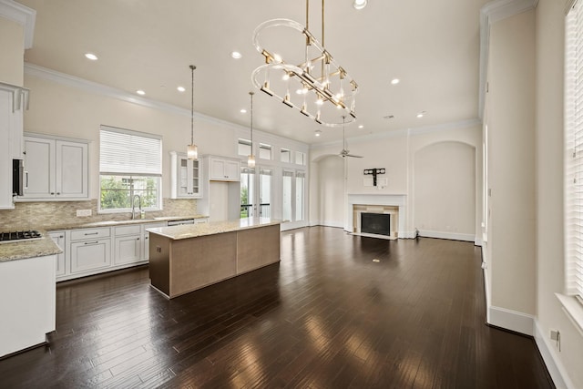 2003 Covent Garden Sta, Houston, TX 77045