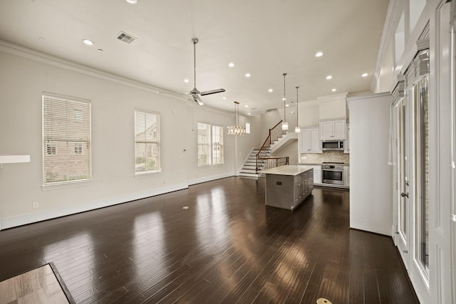 2003 Covent Garden Sta, Houston, TX 77045