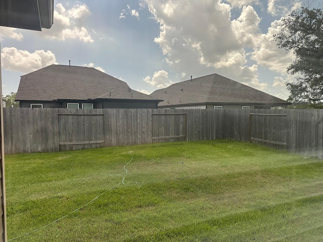11711 Colossal Oak Dr, Houston, TX 77066 - view of fenced backyard