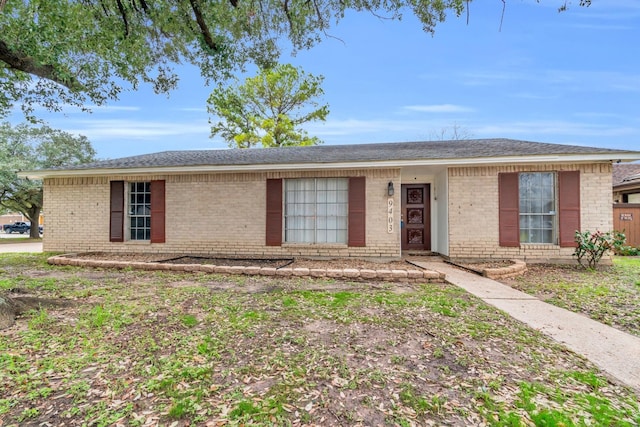 9403 Pinole Ln, Houston, TX 77086 - ranch-style home featuring brick siding