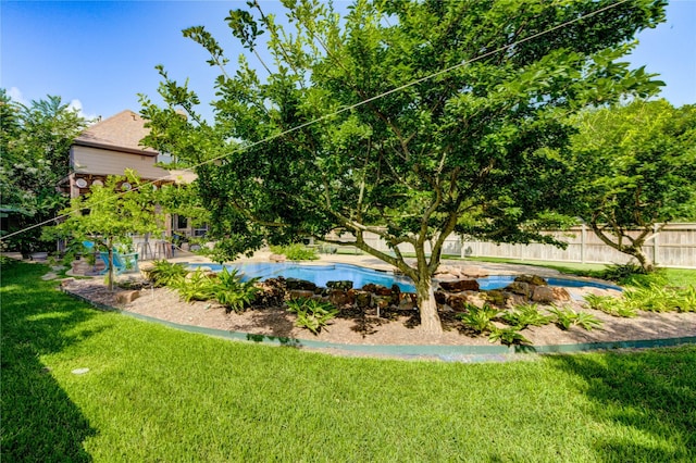 7003 Fall Creek Ln, Missouri City, TX 77459 - view of yard