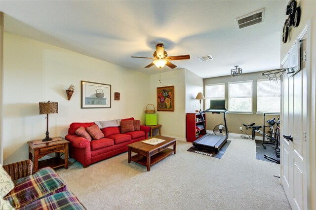 7003 Fall Creek Ln, Missouri City, TX 77459 - carpeted living room with a ceiling fan