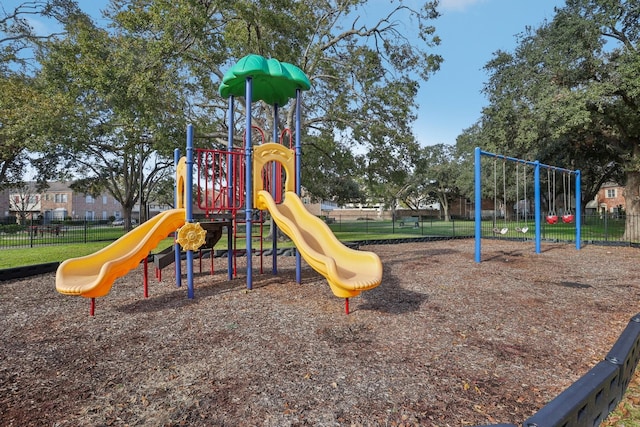 6355 Del Monte Dr Unit 64, Houston, TX 77057 - view of community play area