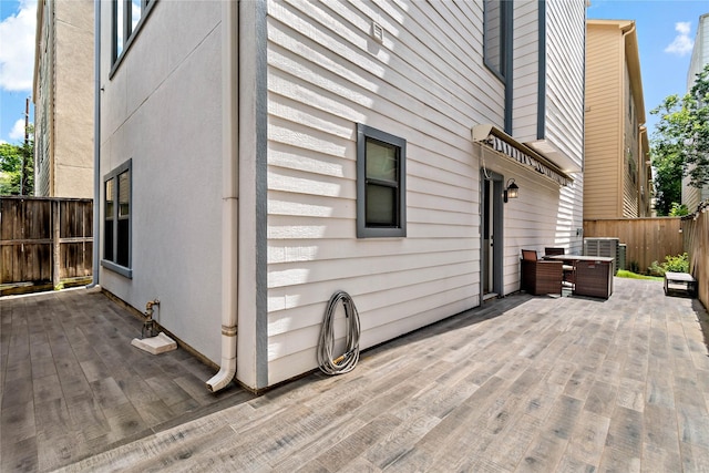 5223 Eigel St, Houston, TX 77007 - deck with a patio
