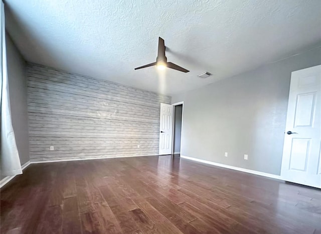 20211 Salzburg Ln, Humble, TX 77338 - photo 15